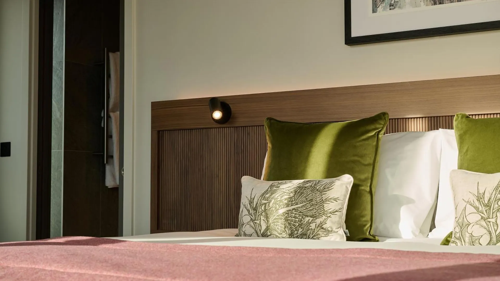 The Resident Edinburgh Hotel