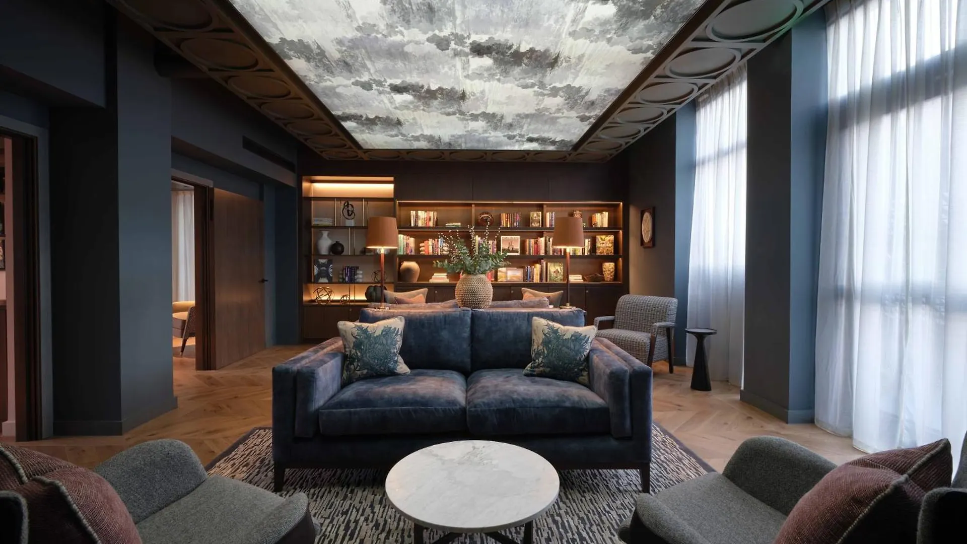 The Resident Edinburgh Hotel