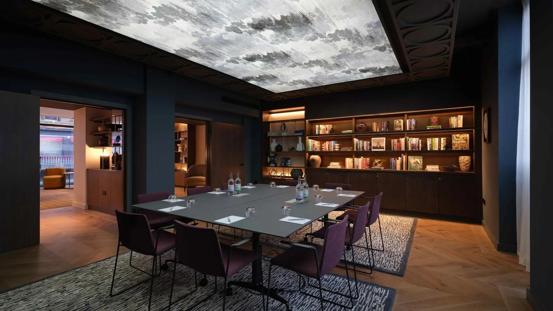 The Resident Edinburgh Hotel